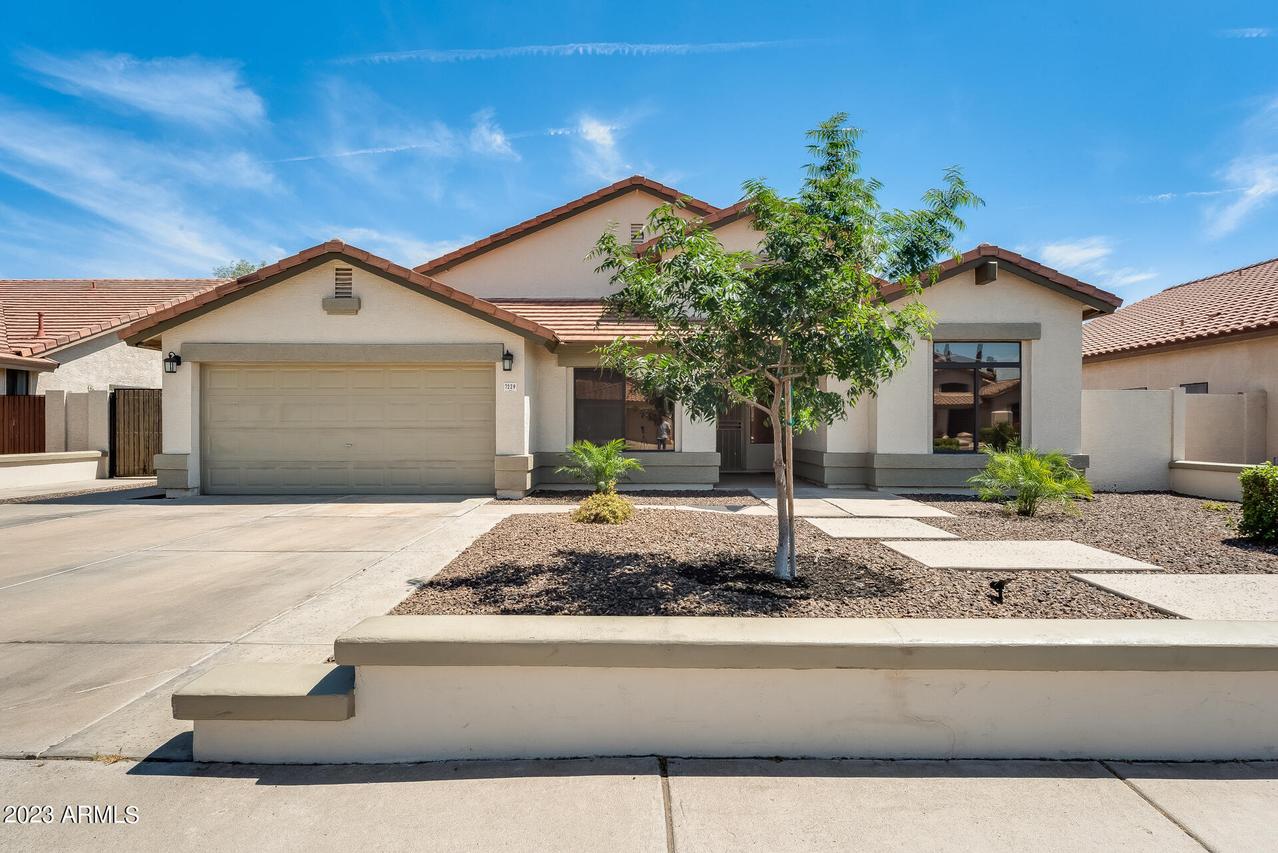 7229 W Dreyfus Dr., Peoria, AZ 85381
