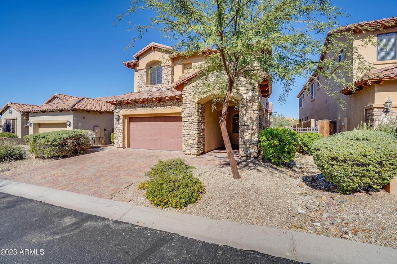 7236 E Nance St., Mesa, AZ 85207