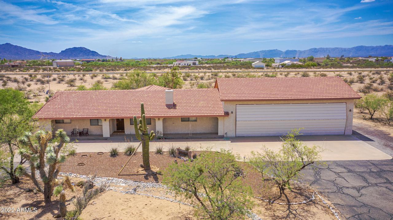 48014 N 510th Ave., Aguila, AZ 85320