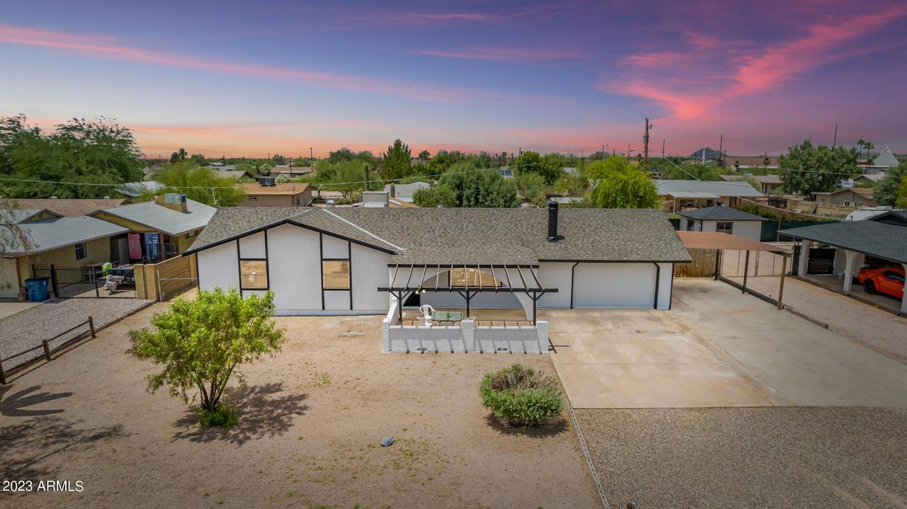 688 N San Marcos Dr., Apache Junction, AZ 85120