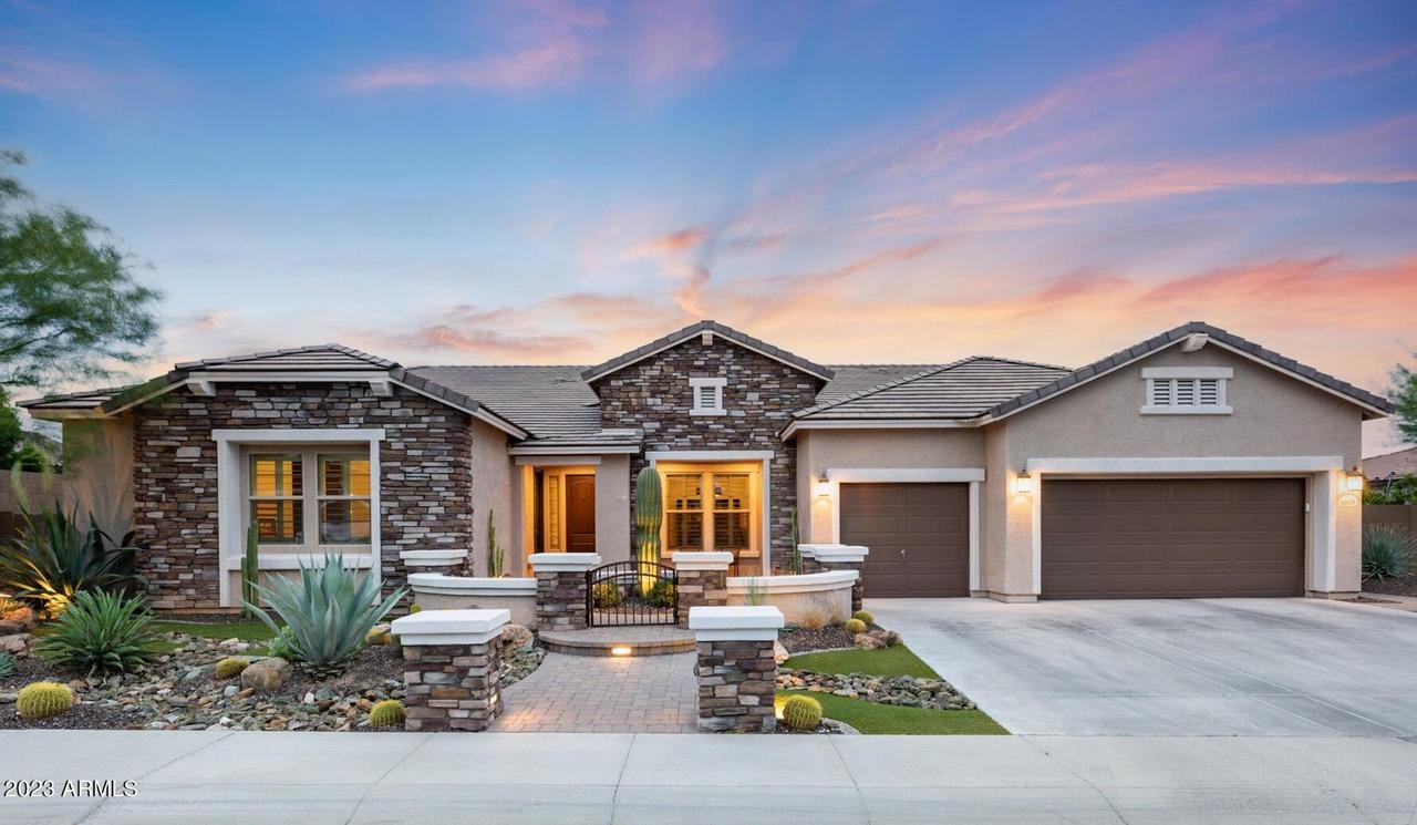 6039 E Hodges St., Cave Creek, AZ 85331