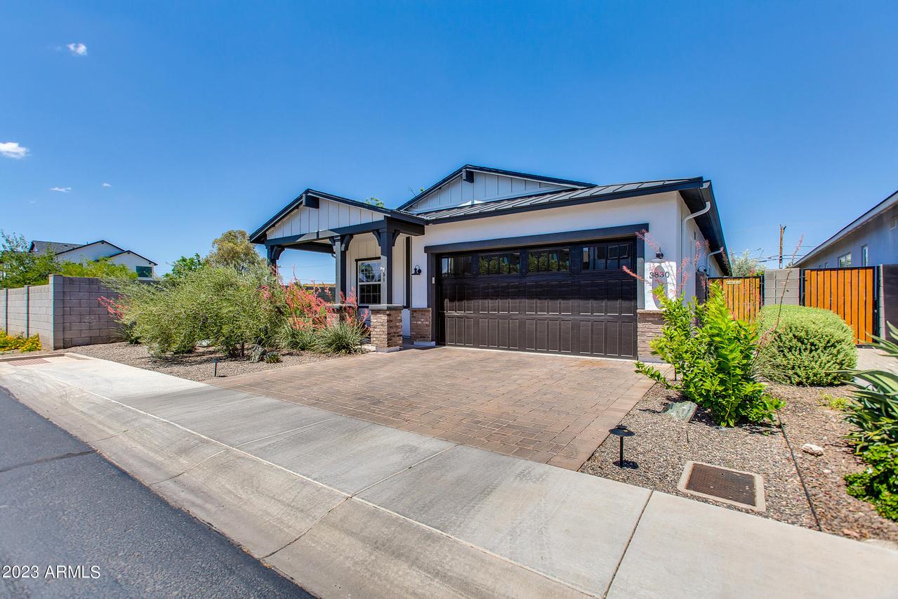 3830 E Crittenden Ln., Phoenix, AZ 85018