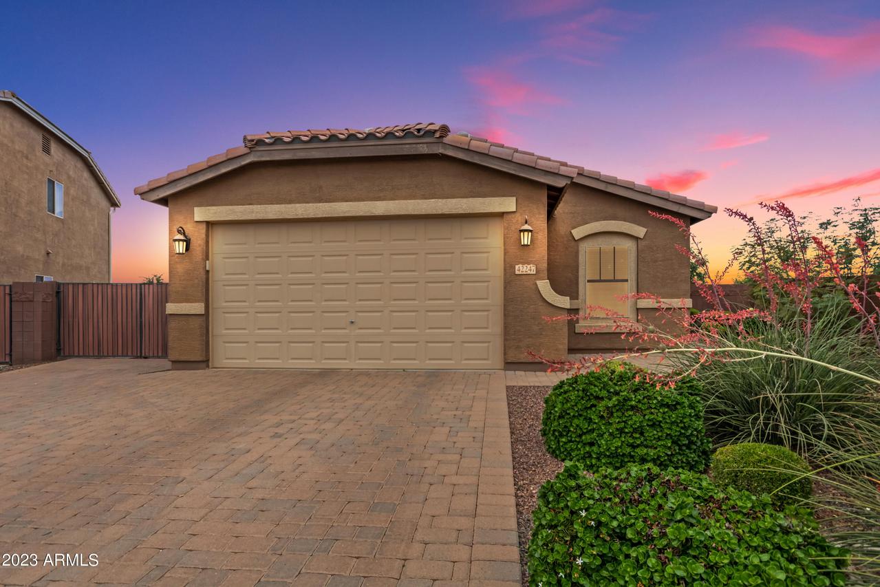 42247 N Tulip Tree St., San Tan Valley, AZ 85140