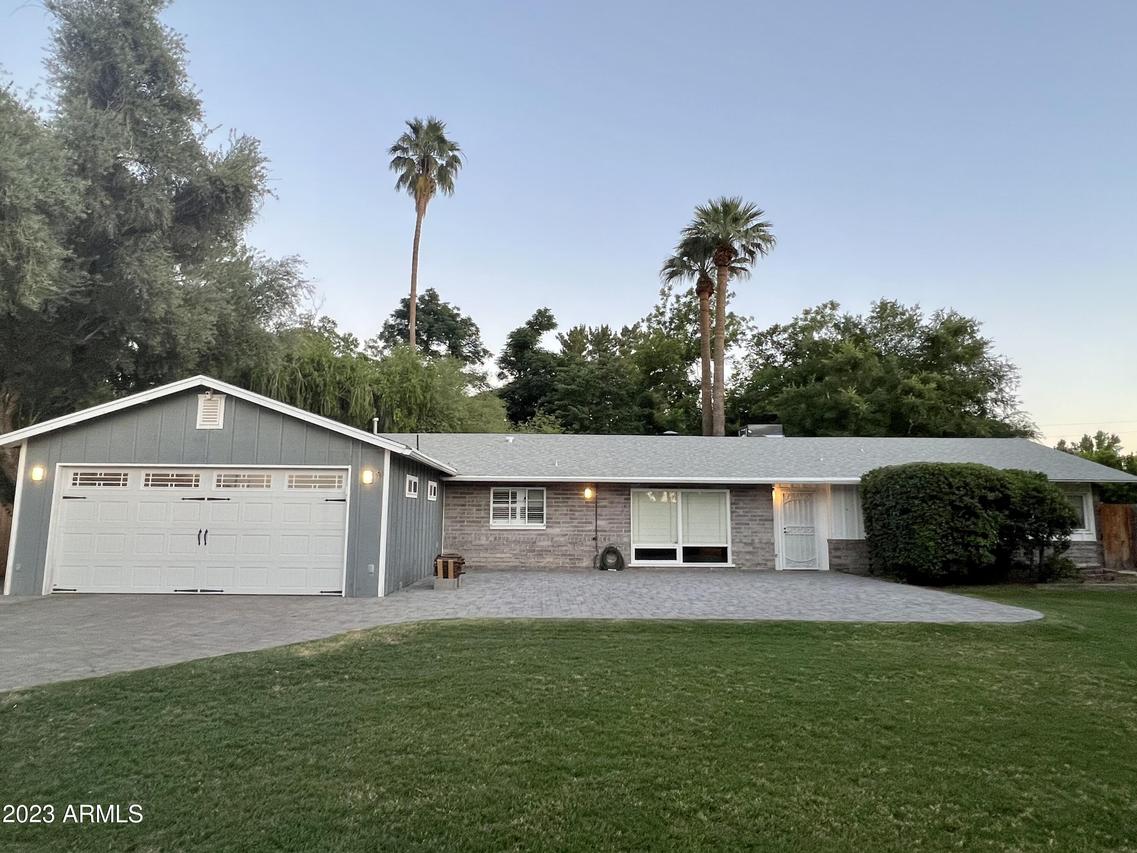 3243 E Clarendon Ave., Phoenix, AZ 85018