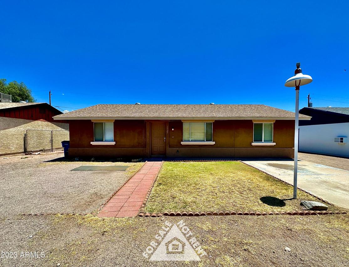 1923 S Papago Dr., Apache Junction, AZ 85220