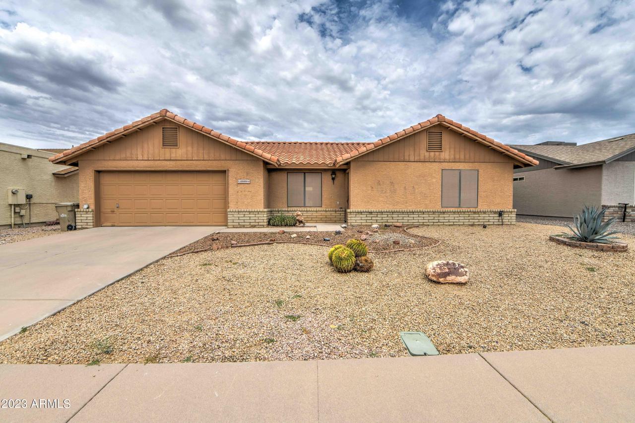 1884 Leisure World, Mesa, AZ 85206