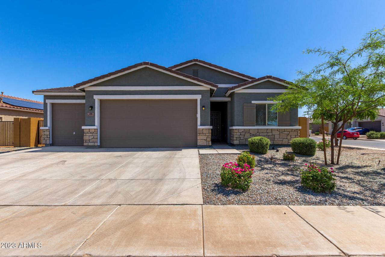 698 E Wiley Way, Casa Grande, AZ 85122