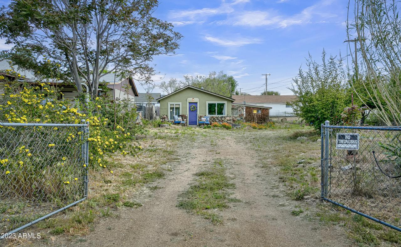 106 E Hillside Ave., Prescott, AZ 86301