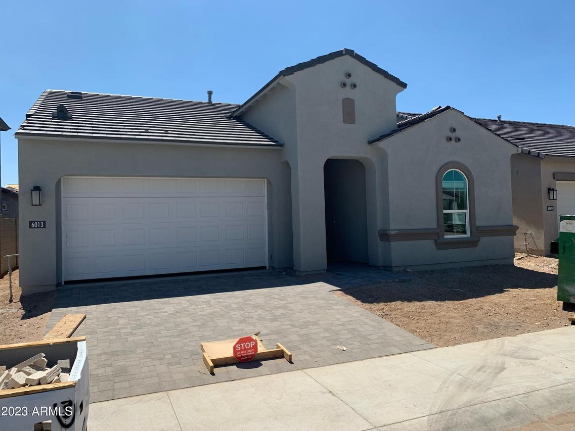 6013 E Lone Cactus Dr., Phoenix, AZ 85054