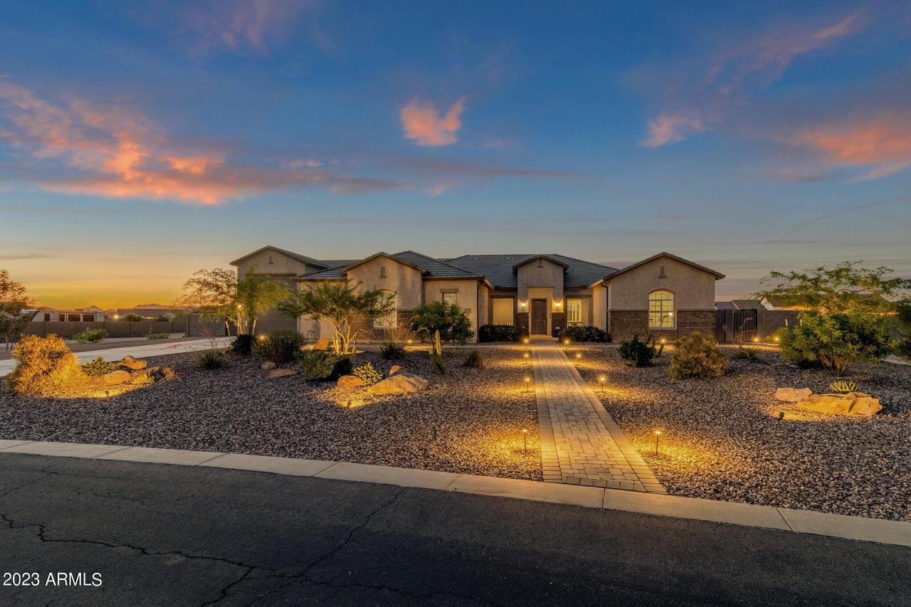 420 W Weld St., San Tan Valley, AZ 85143