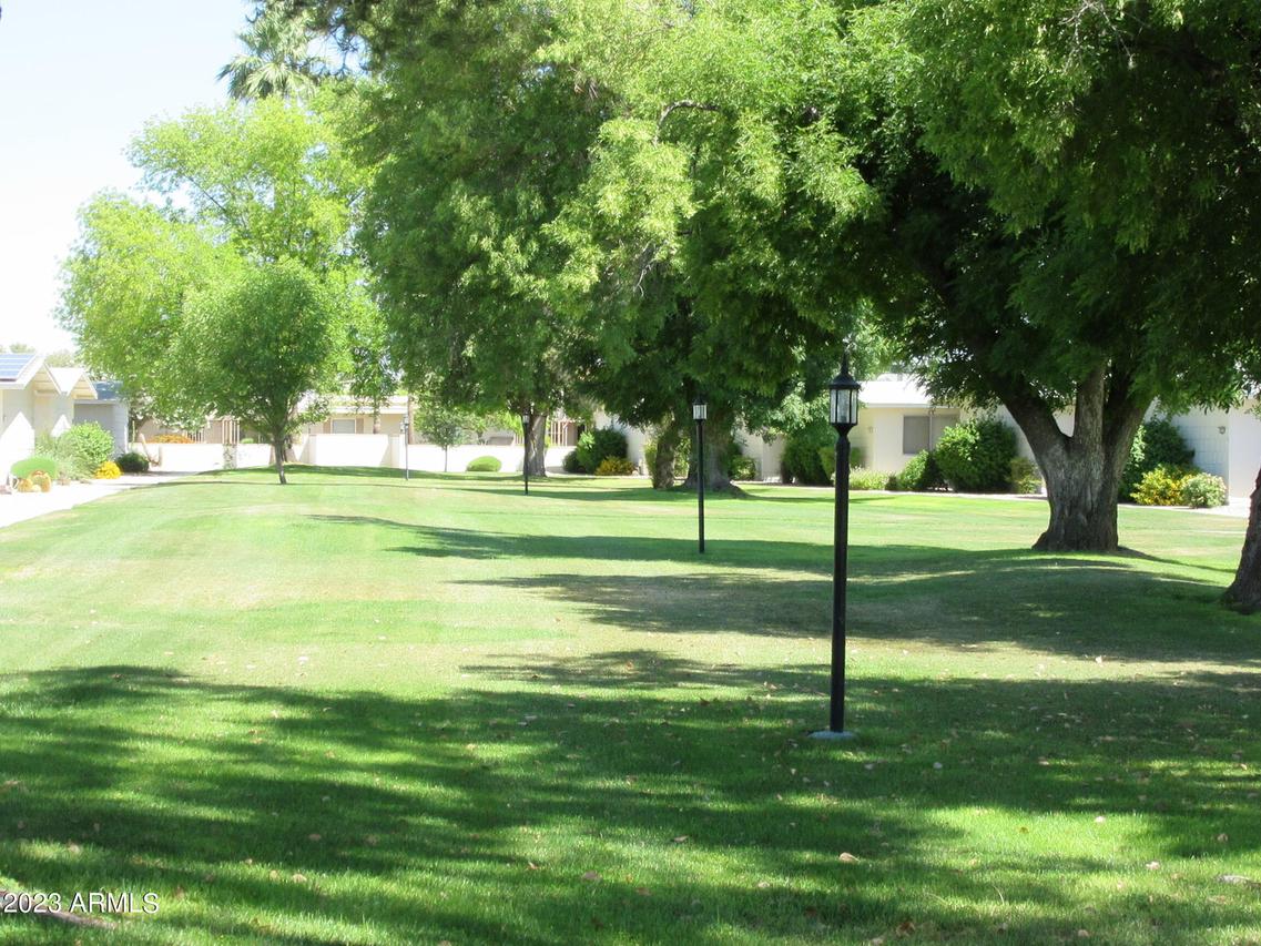 10527 W Palmeras Dr., Sun City, AZ 85373