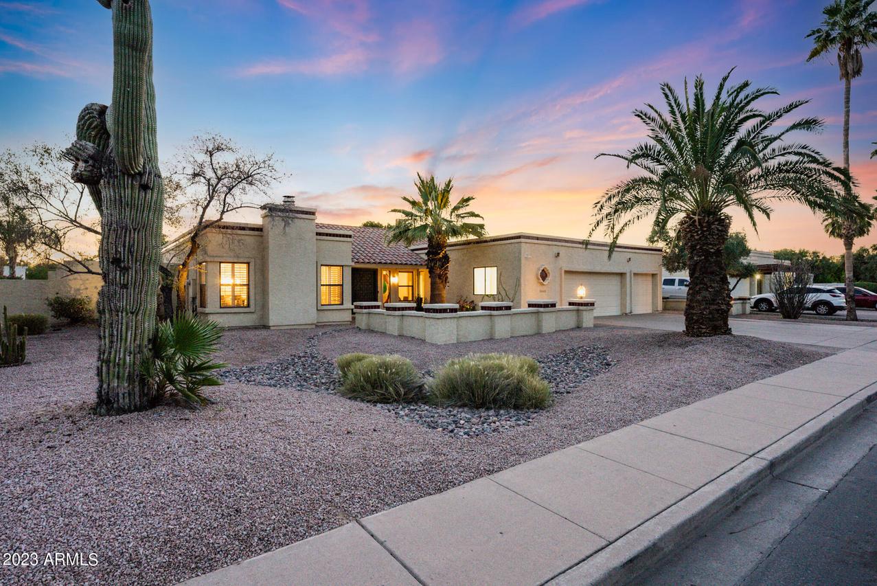 3312 S Los Feliz Dr., Tempe, AZ 85282