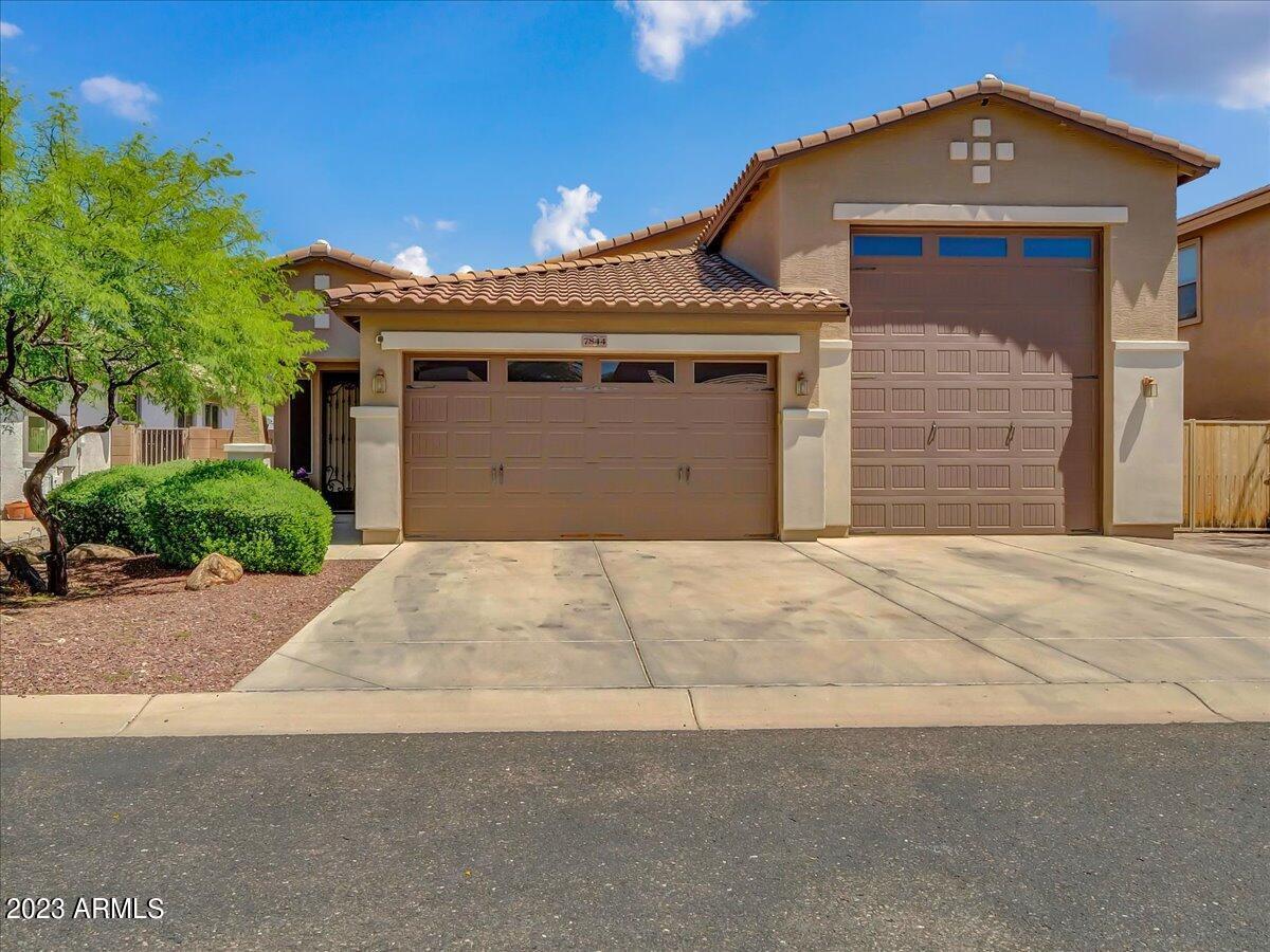 7844 W Molly Dr., Peoria, AZ 85383