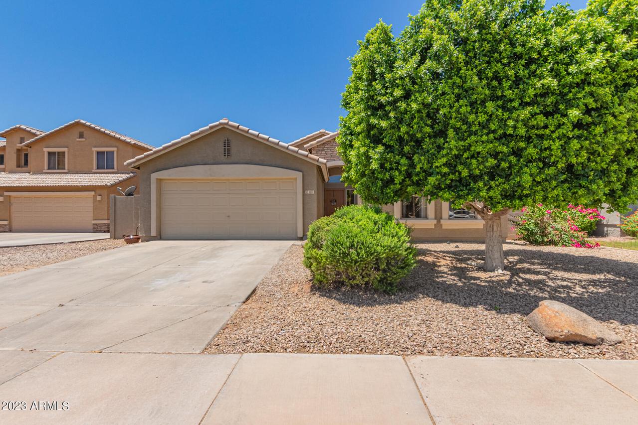 1210 S Honeysuckle Ln., Gilbert, AZ 85296
