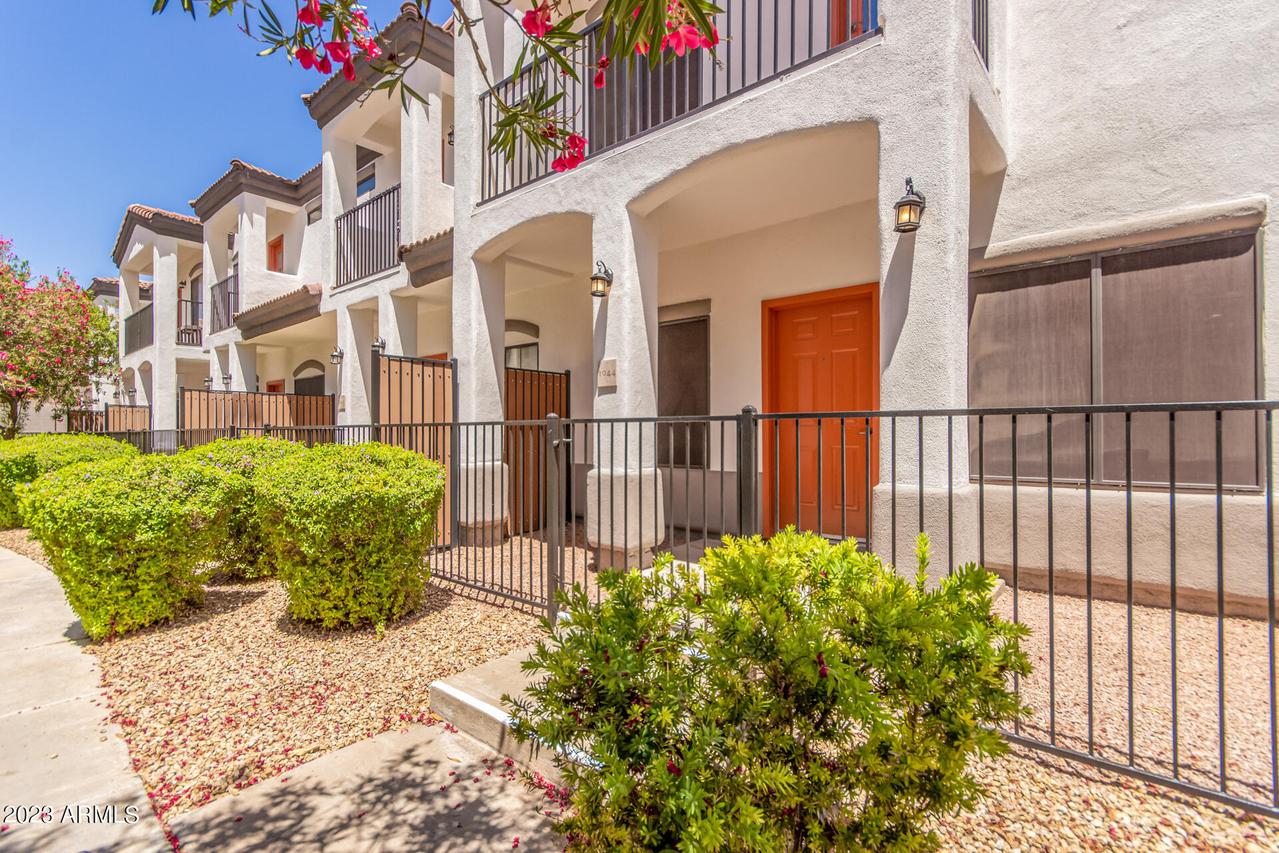 3150 E Beardsley Rd. #1044, Phoenix, AZ 85050