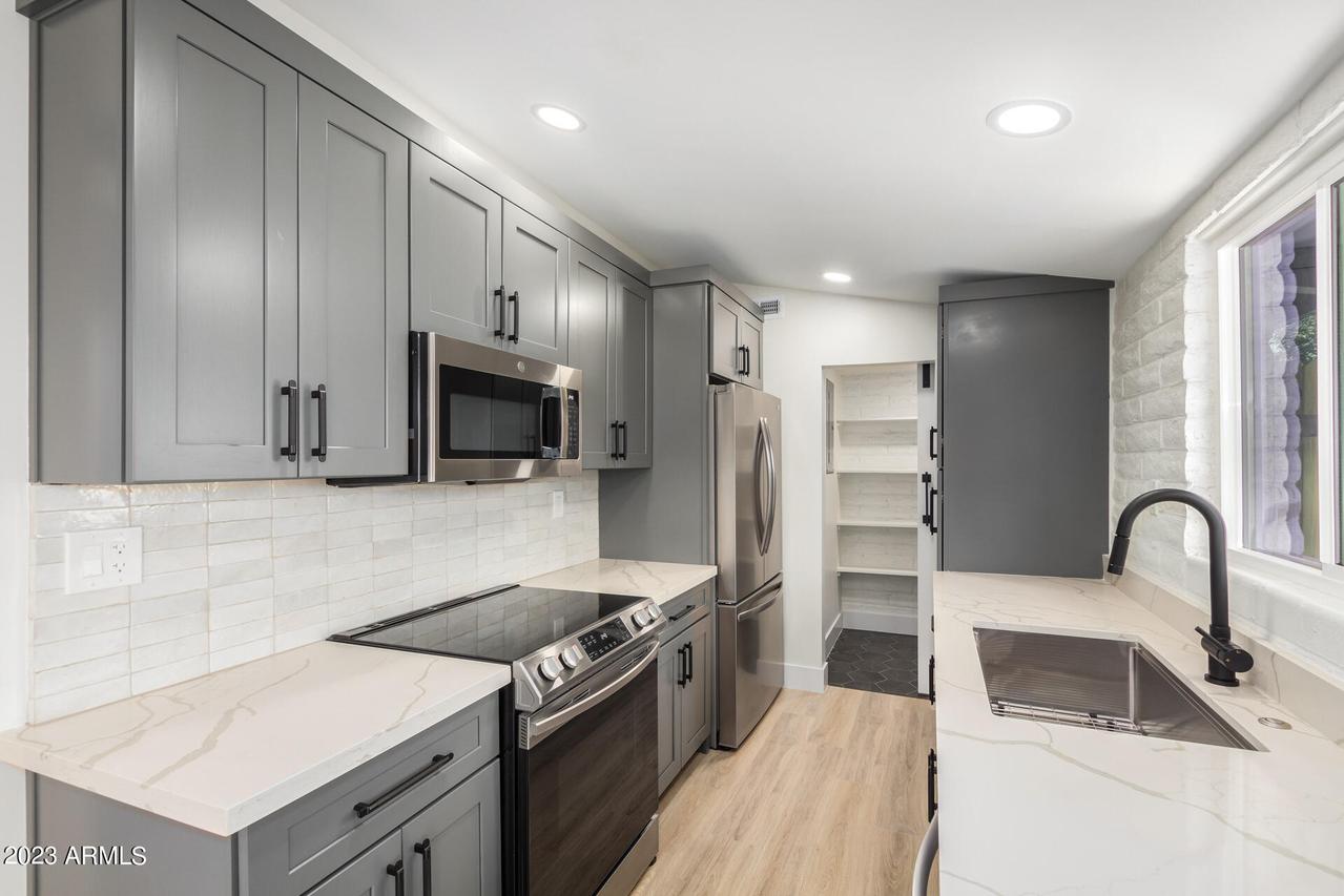 4203 N 36th St. #20, Phoenix, AZ 85018