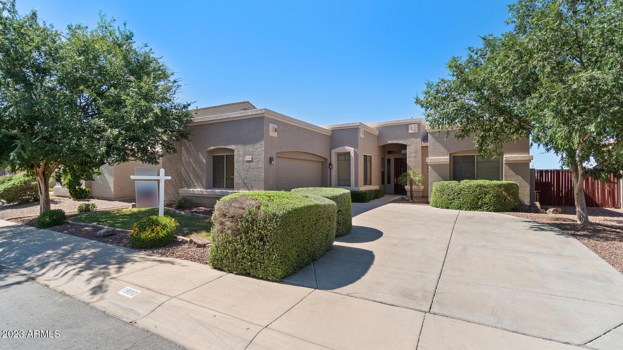 1800 E Indigo Dr., Chandler, AZ 85286