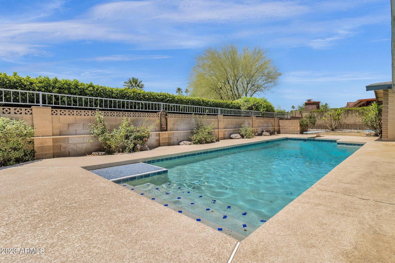 7012 N 23rd St., Phoenix, AZ 85020