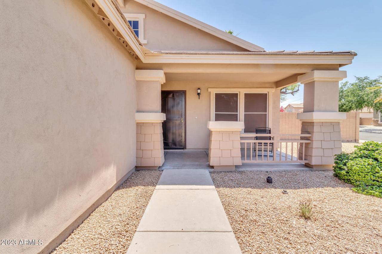 7027 W Midway Ave., Glendale, AZ 85303