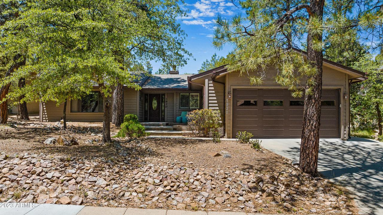1930 Pine Tree Dr., Prescott, AZ 86303