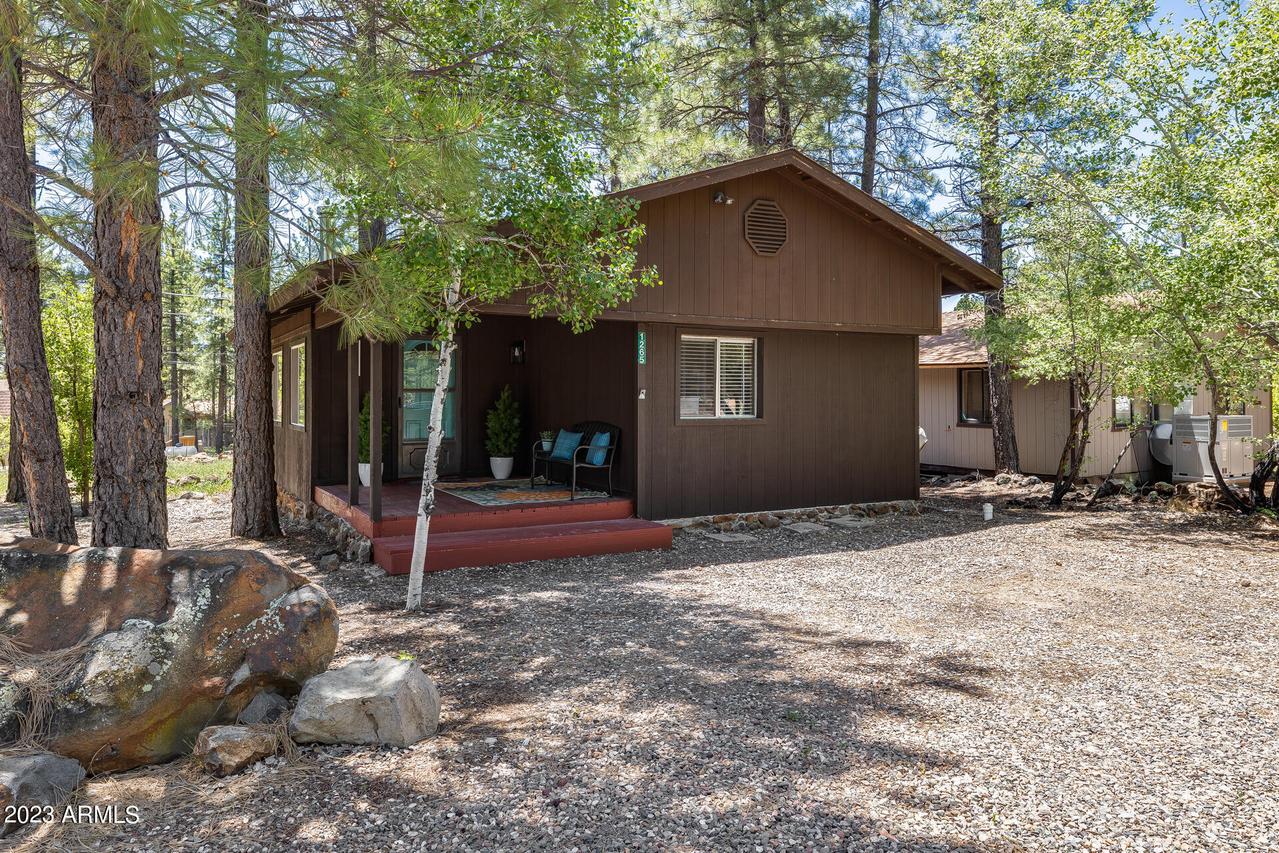 1265 E Caribou Rd., Munds Park, AZ 86017