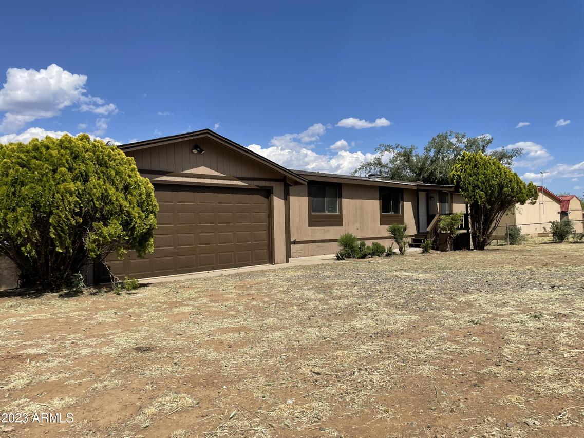 13849 S Spring Ln., Mayer, AZ 86333
