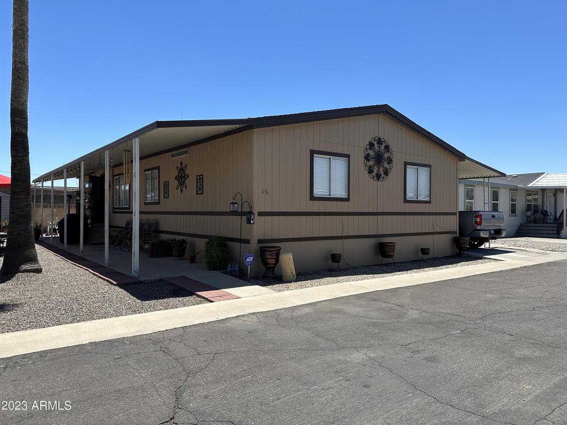 8401 N 67th Ave. #16, Glendale, AZ 85302
