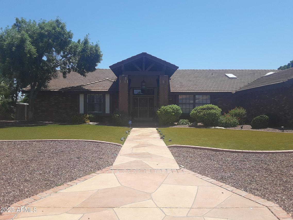 7725 W Villa Rita Dr., Glendale, AZ 85308