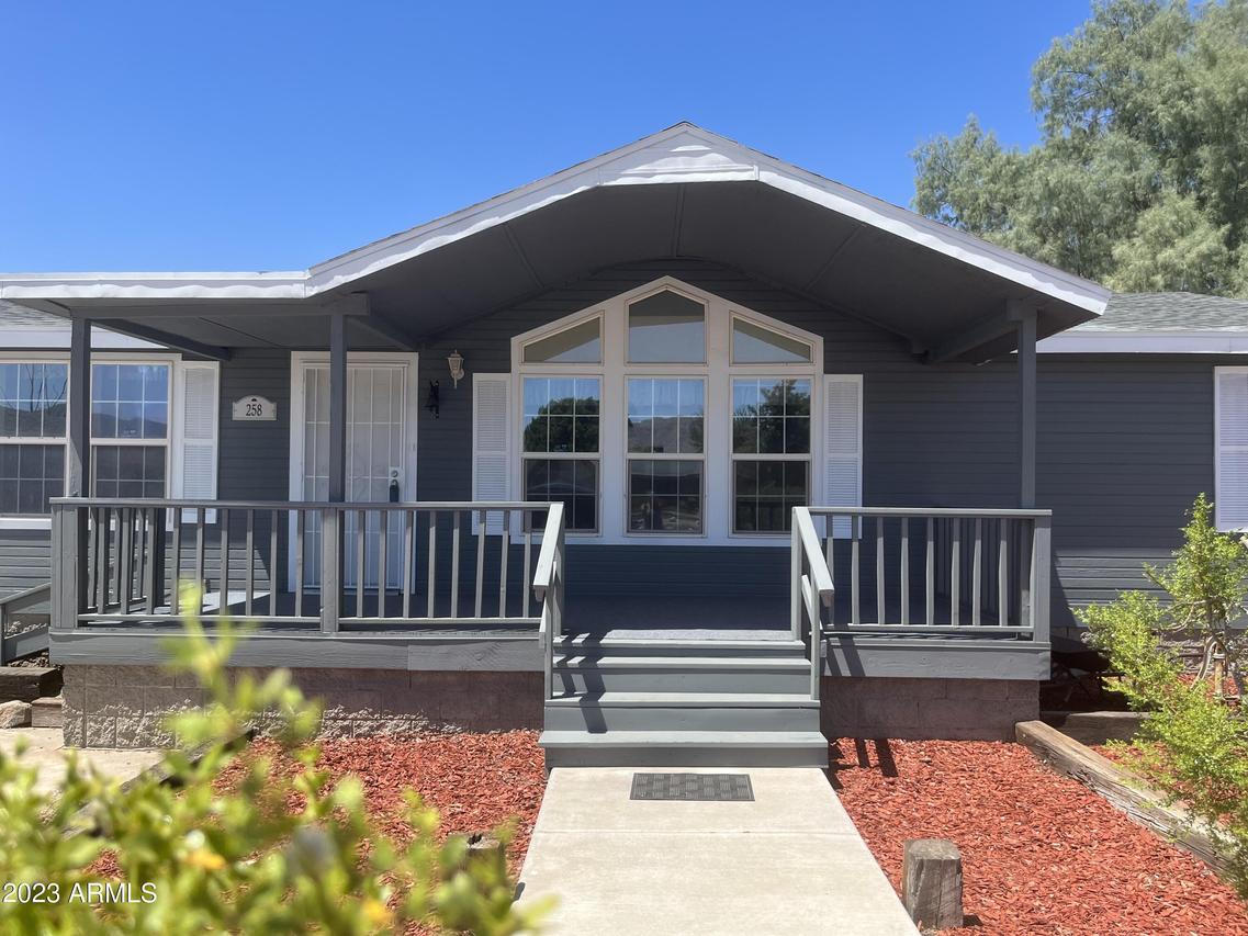 258 W South Mountain Ave., Phoenix, AZ 85041