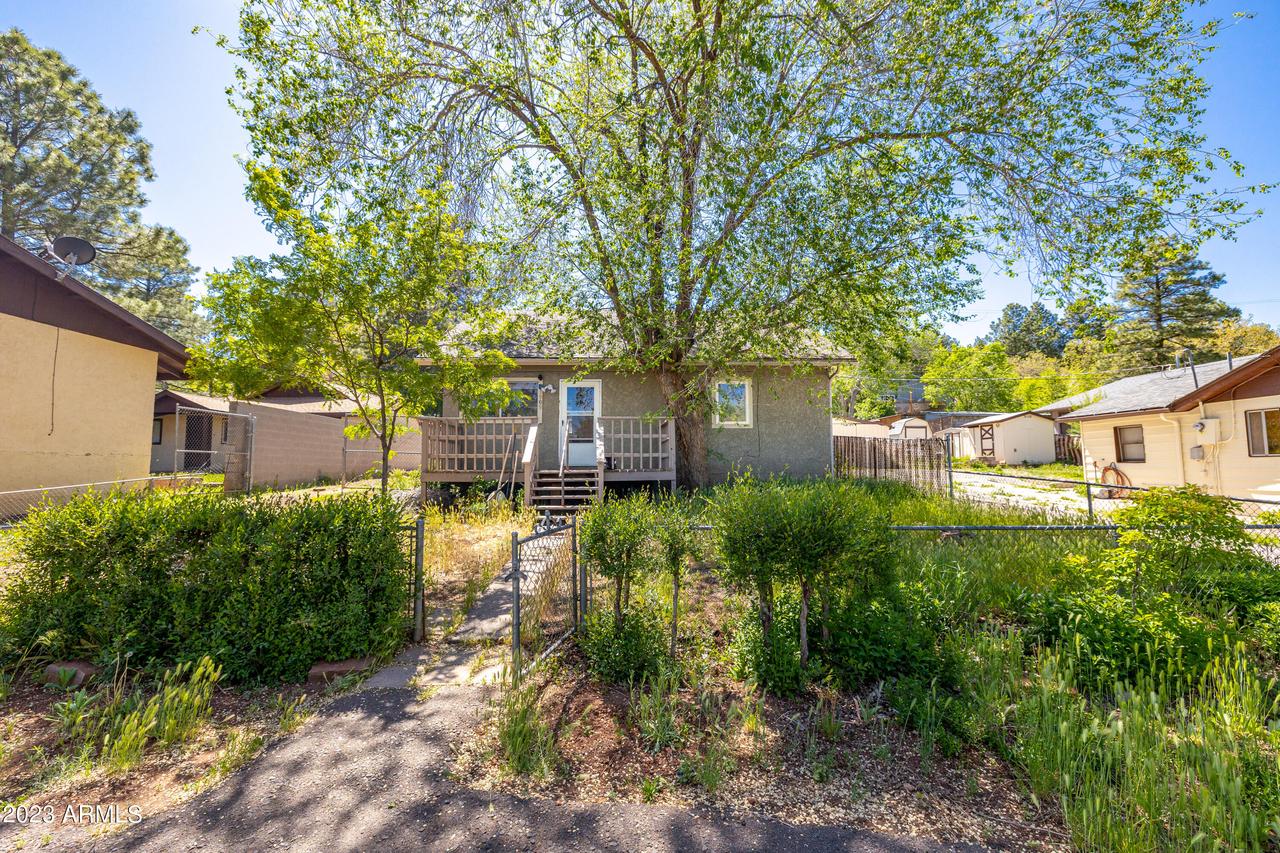 1909 N West St., Flagstaff, AZ 86004