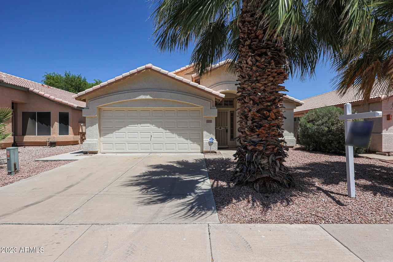 541 S Silverbrush Dr., Chandler, AZ 85226