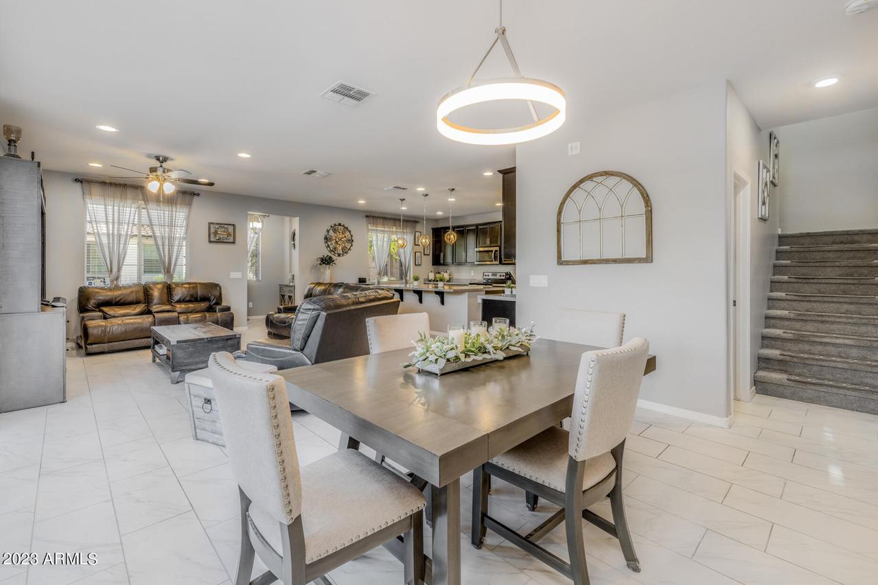 9342 S 34th Dr., Laveen, AZ 85339