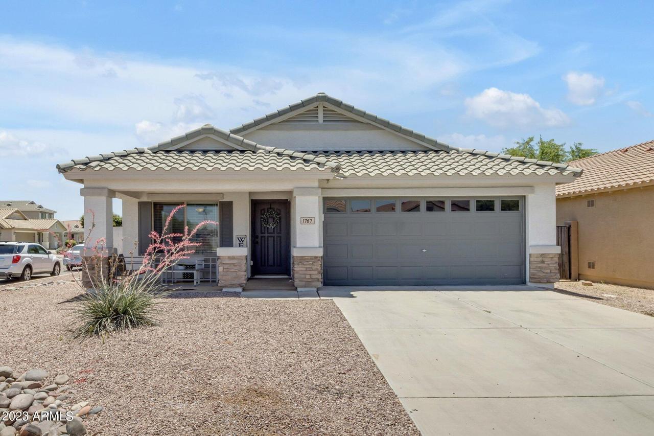 1767 E Angeline Ave., San Tan Valley, AZ 85140