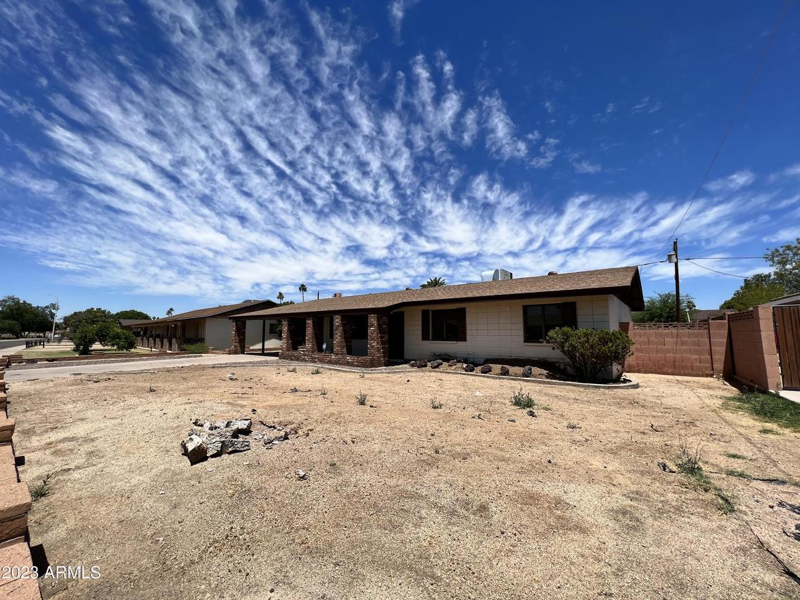 6266 W Elm St., Phoenix, AZ 85033