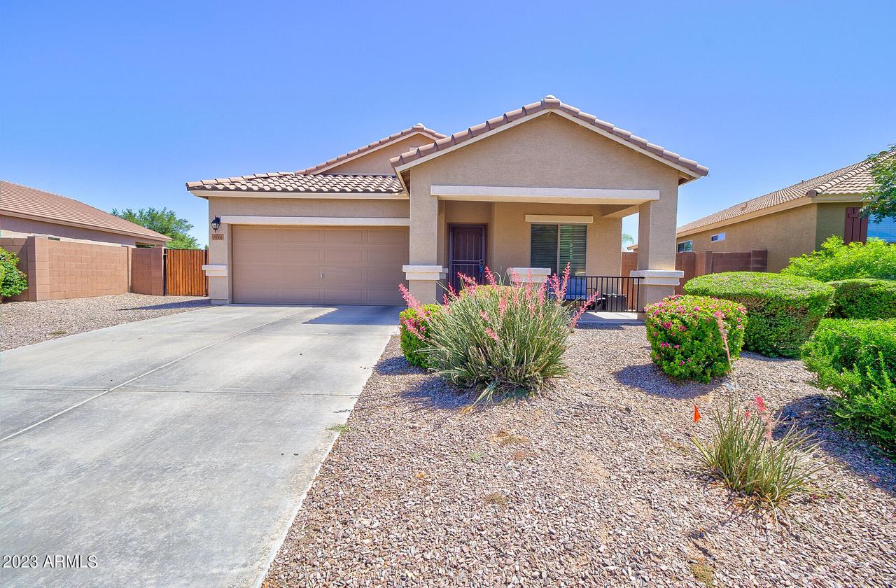 1176 W Paisley Dr., San Tan Valley, AZ 85143