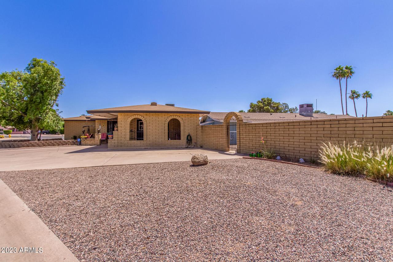 734 S Edgewater Dr., Mesa, AZ 85208