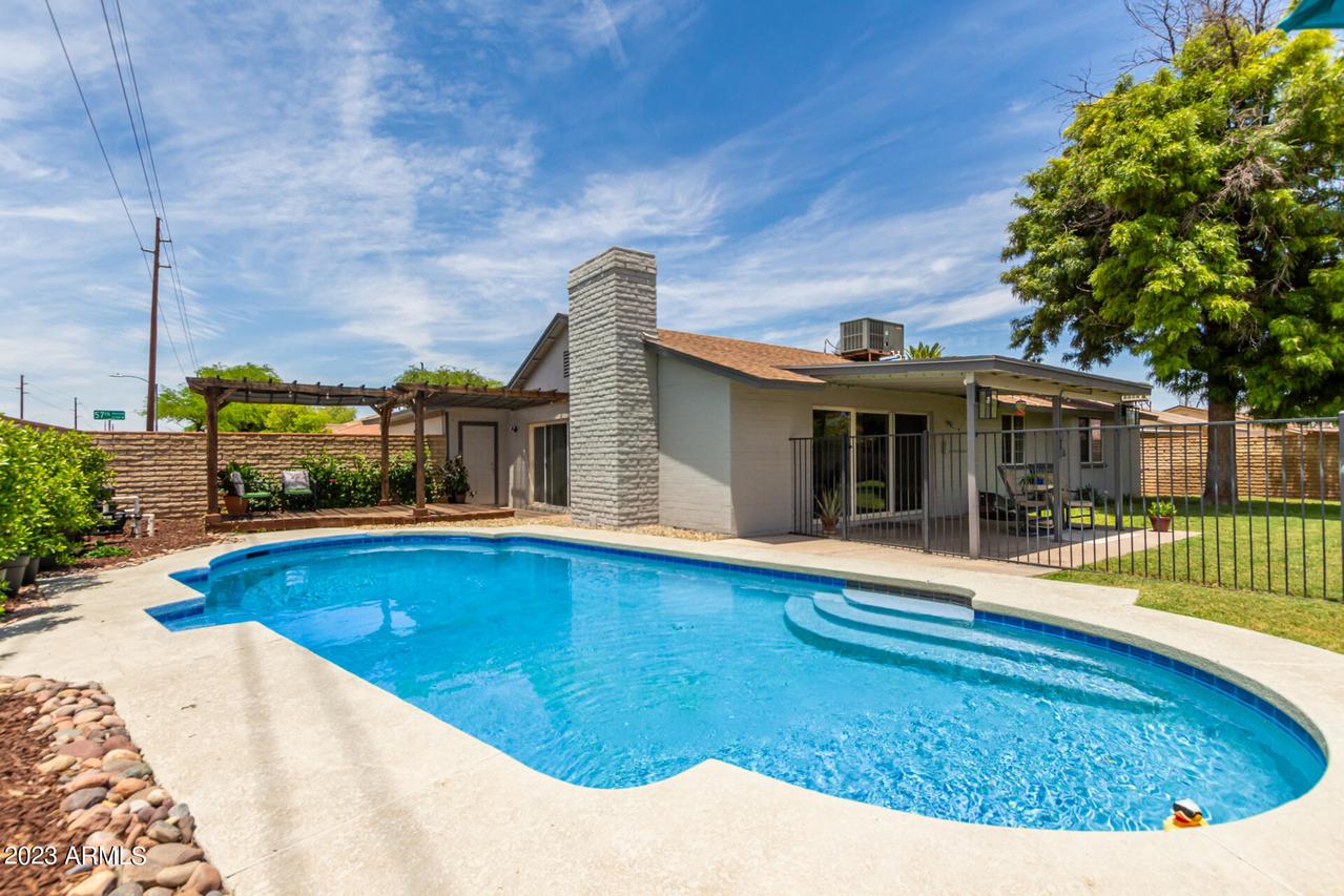 9003 N 57th Ave., Glendale, AZ 85302