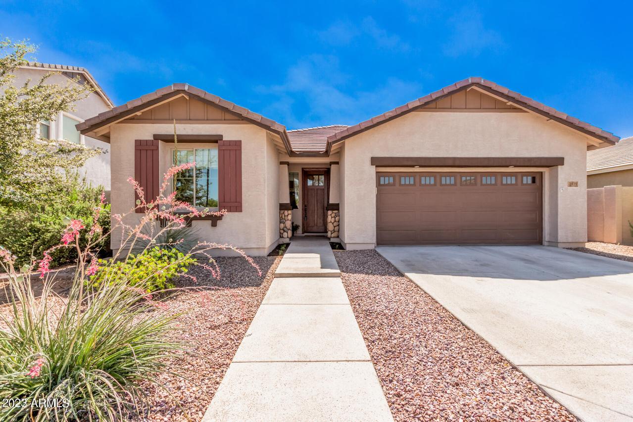 3421 N Los Alamos Dr., Mesa, AZ 85213