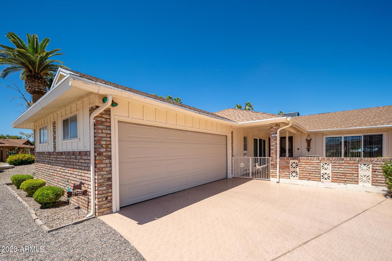9720 N 105th Ave., Sun City, AZ 85351