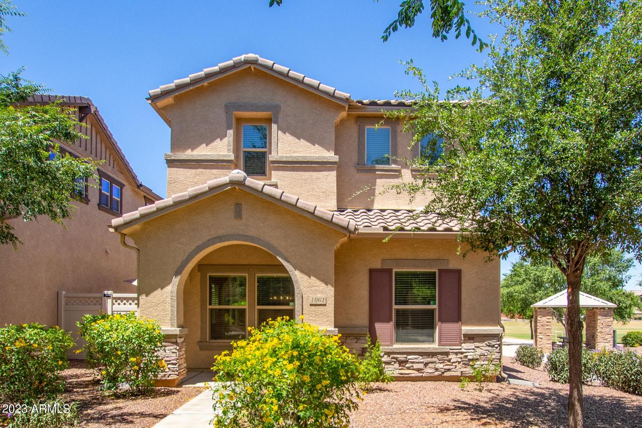 1061 S Hawk Ln., Gilbert, AZ 85296