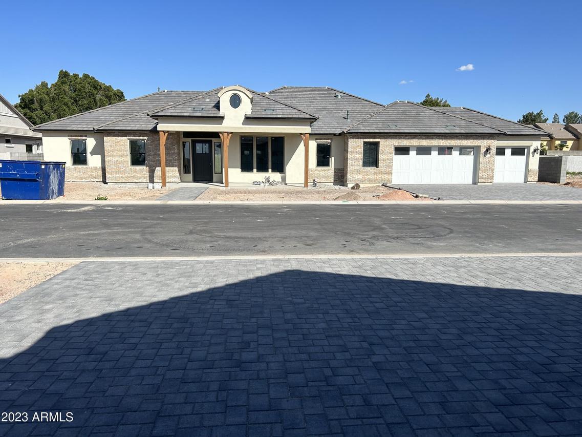 2533 N Williams St., Mesa, AZ 85203