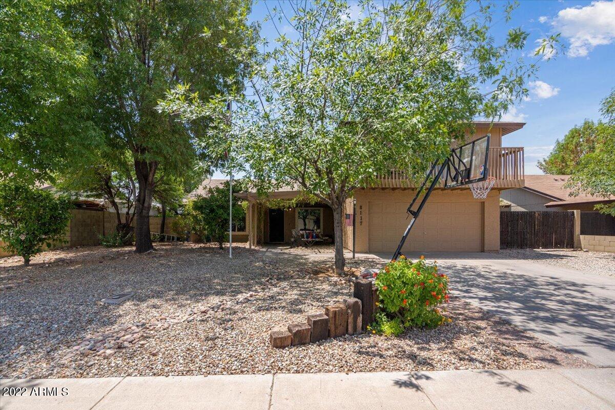 8117 W Dreyfus Dr., Peoria, AZ 85381