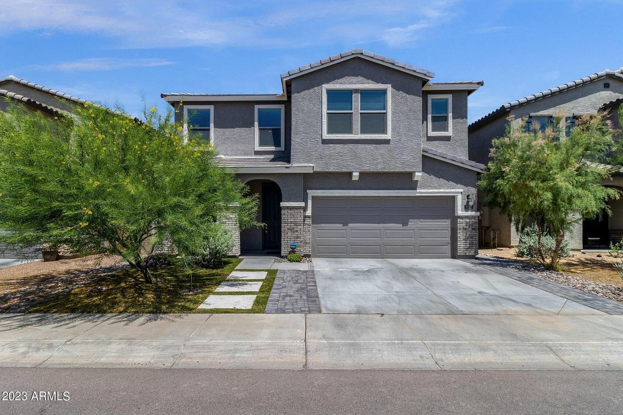 7327 S 32nd Dr., Phoenix, AZ 85041