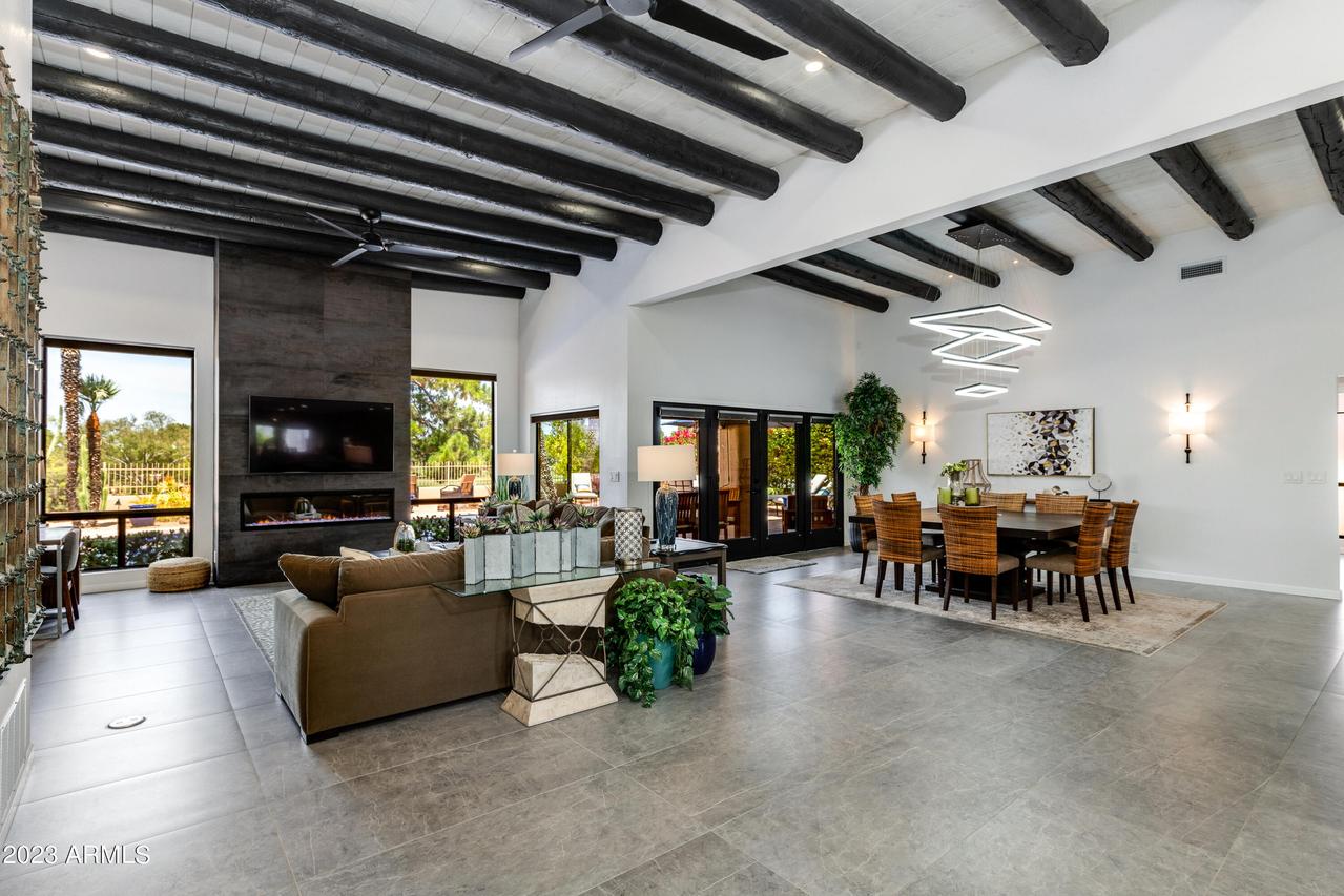 6112 N 31st St., Phoenix, AZ 85016