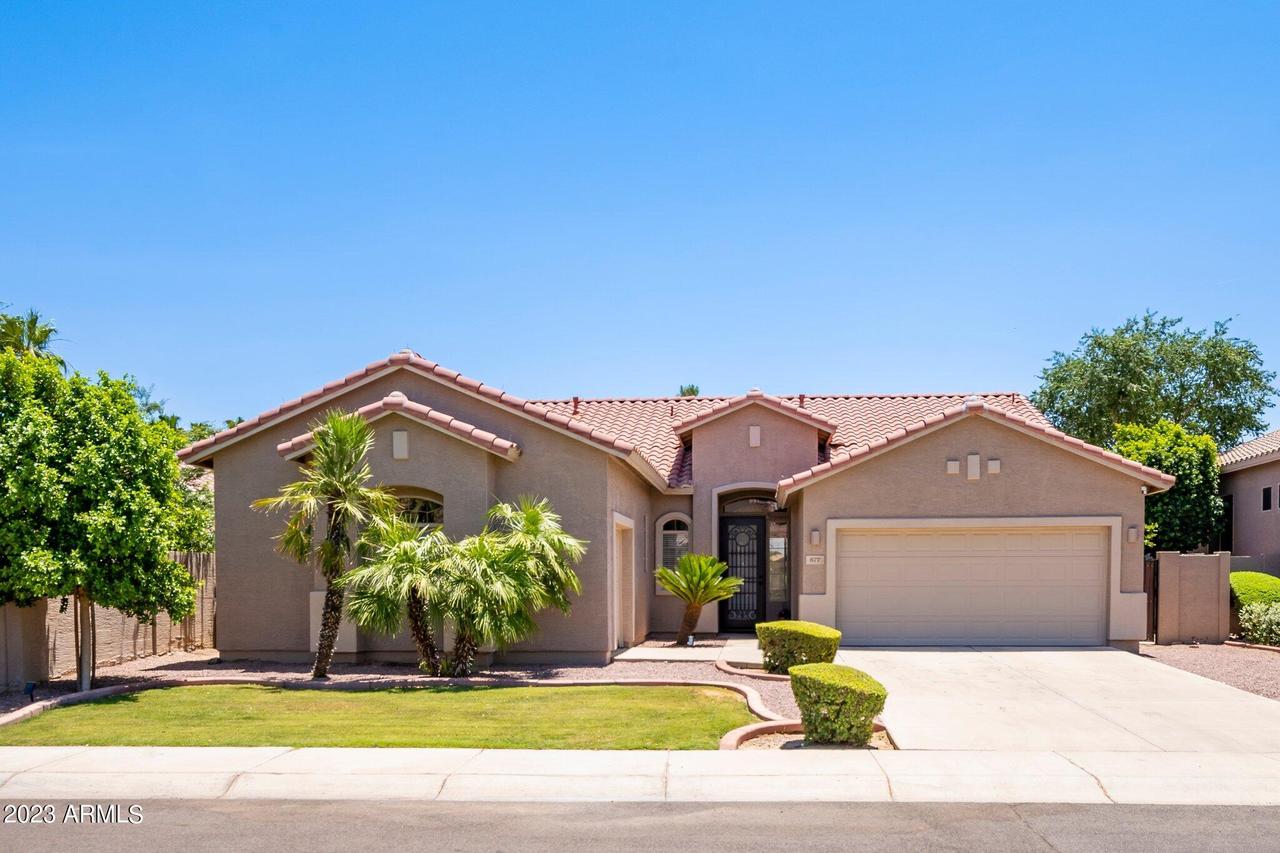 677 W Hemlock Way, Chandler, AZ 85248