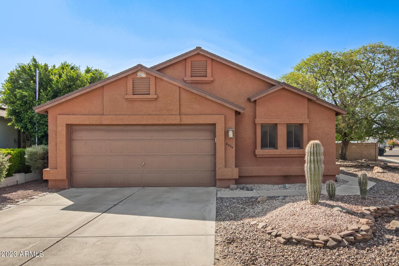 8594 N 110 Dr., Peoria, AZ 85345