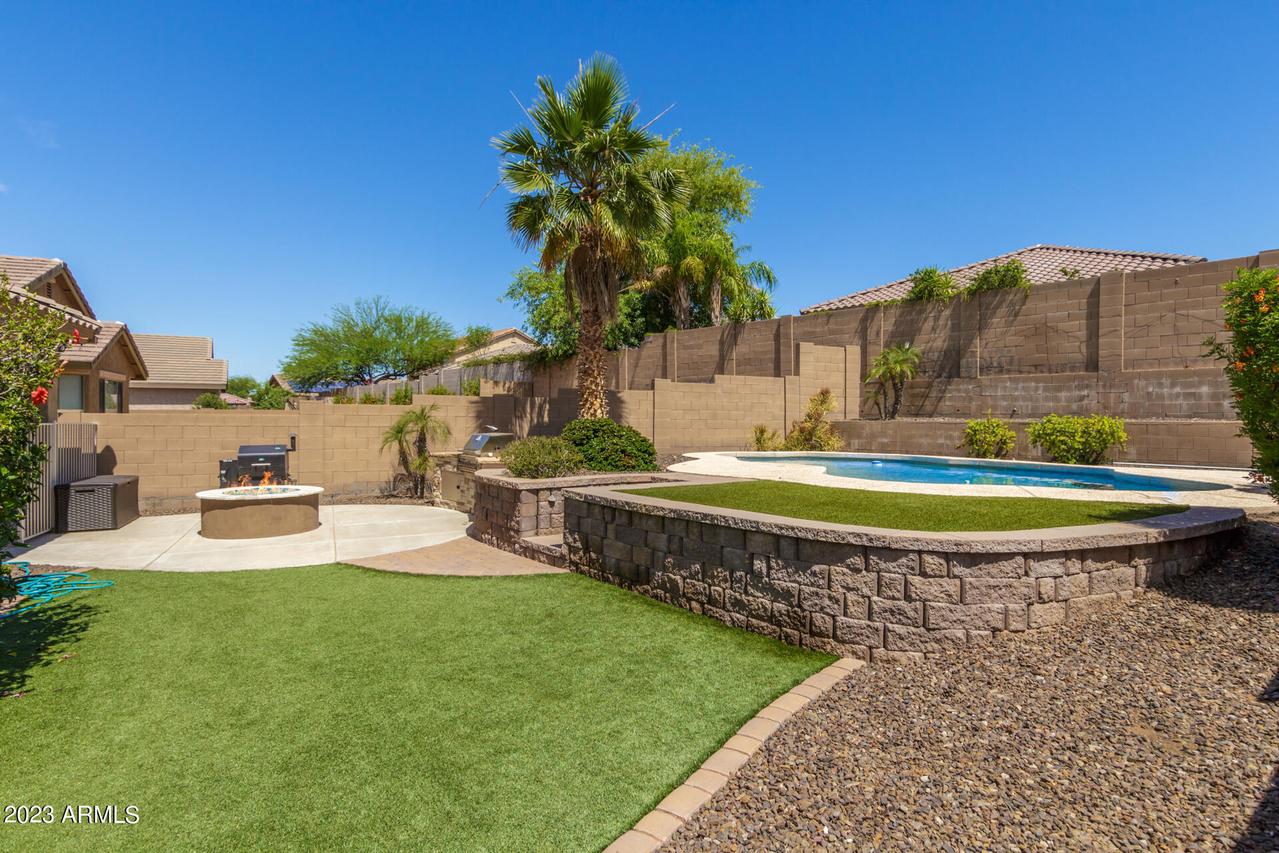 12002 W Duane Ln., Peoria, AZ 85383