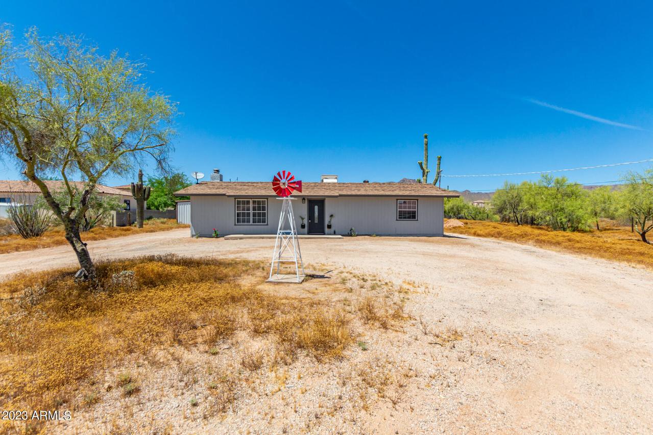 10328 E Iris Rd., Mesa, AZ 85207