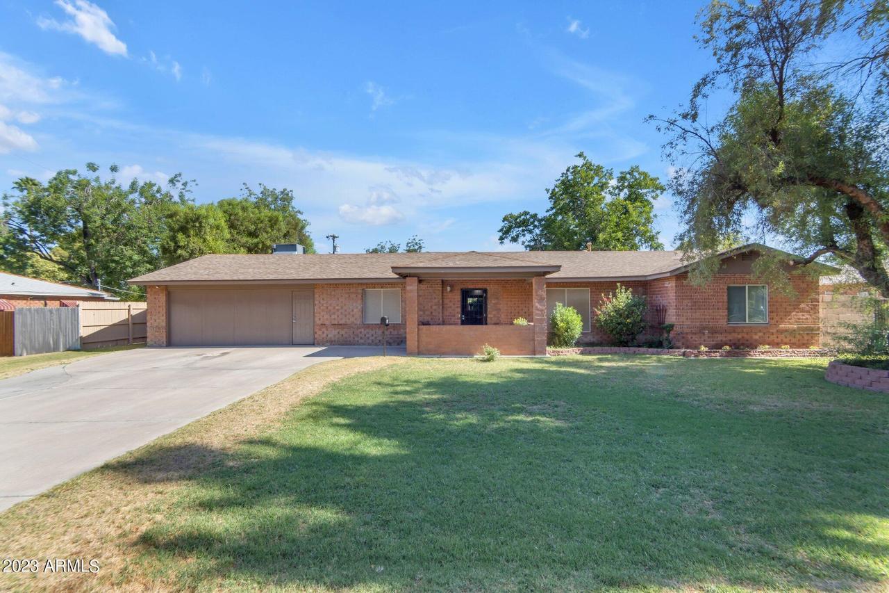 2226 E Fairmount Ave., Phoenix, AZ 85016