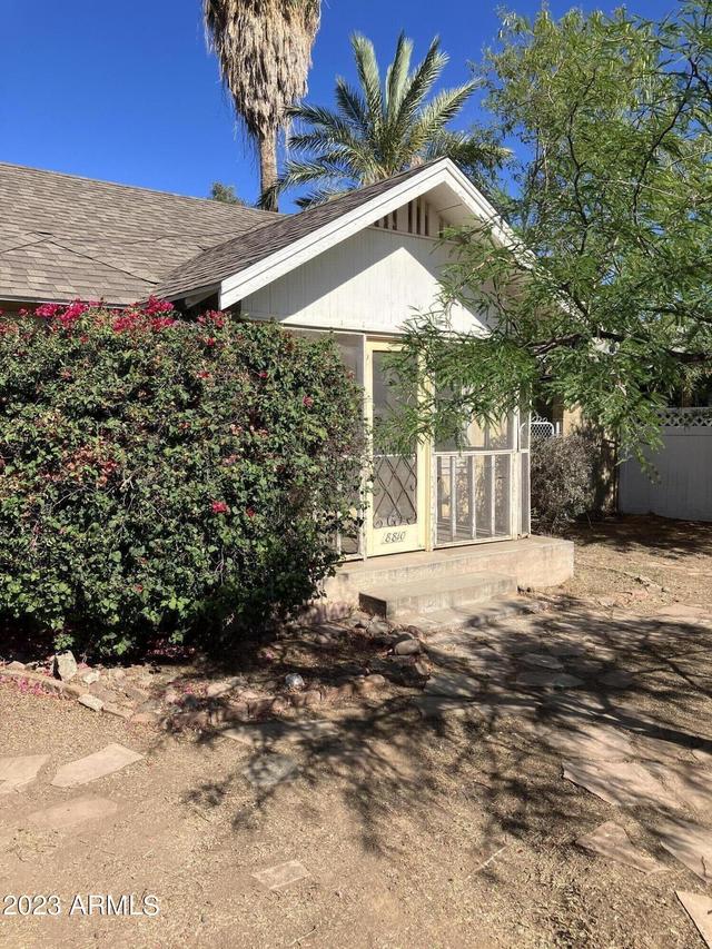 8810 N 4th St., Phoenix, AZ 85020